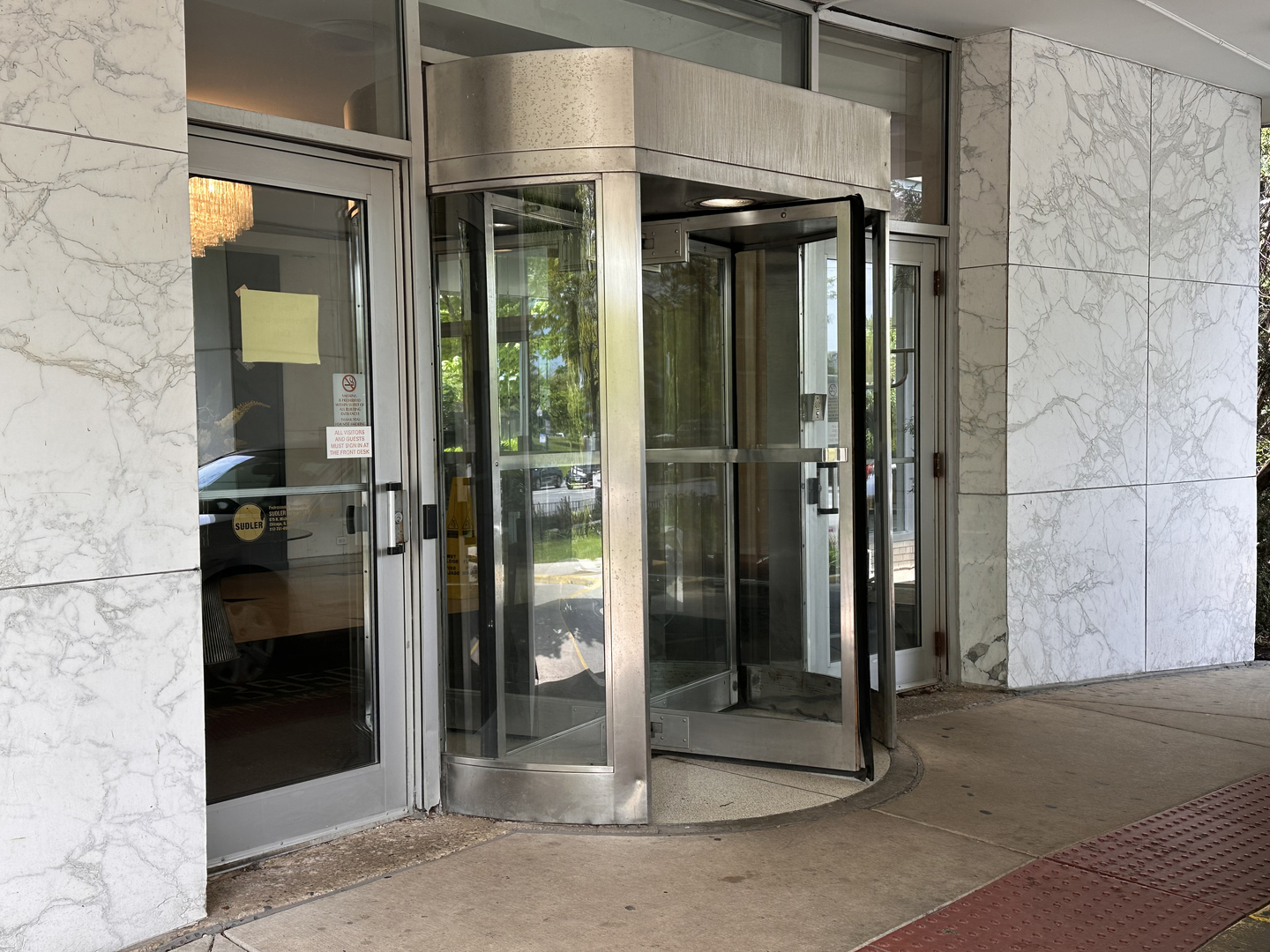 3950 N Lake Shore Drive 1207