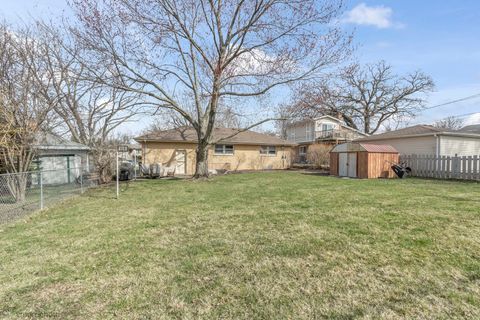 Tiny photo for 330 S Oak Street, Palatine, IL 60067 (MLS # 12599084)