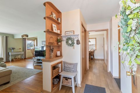 Tiny photo for 330 S Oak Street, Palatine, IL 60067 (MLS # 12599084)