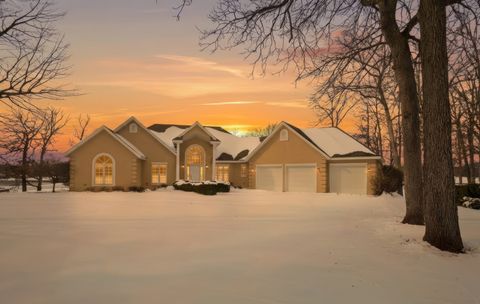 Photo of 9284 E Court Eleven, Effingham, IL 62401 (MLS # 12559360)