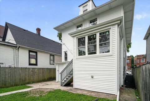 Tiny photo for 543 N Leclaire Avenue, Chicago, IL 60644 (MLS # 12694715)