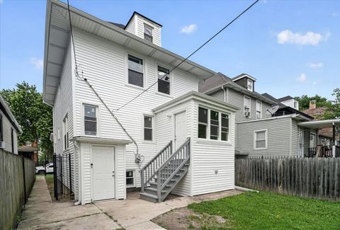 Tiny photo for 543 N Leclaire Avenue, Chicago, IL 60644 (MLS # 12694715)