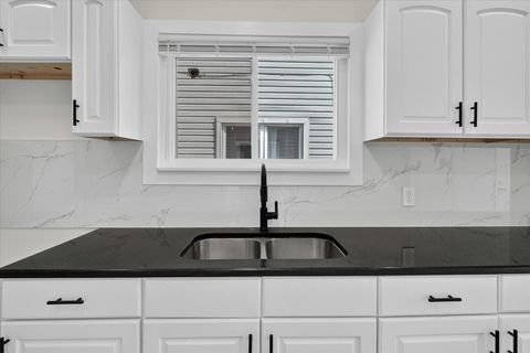 Tiny photo for 543 N Leclaire Avenue, Chicago, IL 60644 (MLS # 12694715)