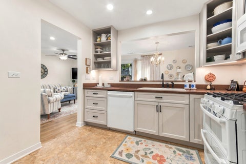 Tiny photo for 11231 Cottonwood Drive #B, Palos Hills, IL 60465 (MLS # 12785182)