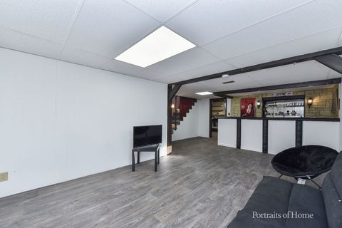 Tiny photo for 907 Kimberly Way, Lisle, IL 60532 (MLS # 12549264)