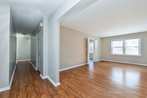 Tiny photo for 907 Kimberly Way, Lisle, IL 60532 (MLS # 12549264)