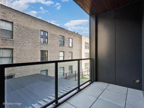 Tiny photo for 900 W Washington Boulevard #302, Chicago, IL 60607 (MLS # 12494339)