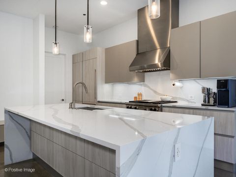 Tiny photo for 900 W Washington Boulevard #302, Chicago, IL 60607 (MLS # 12494339)