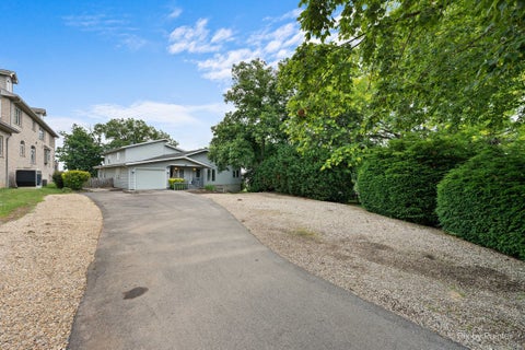 Tiny photo for 287 Holiday Drive, Lake Holiday, IL 60552 (MLS # 12672226)