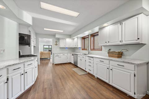 Tiny photo for 287 Holiday Drive, Lake Holiday, IL 60552 (MLS # 12672226)