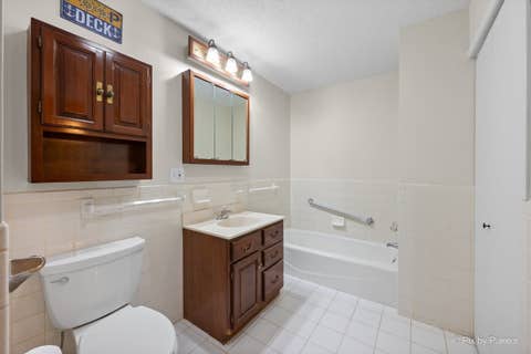 Tiny photo for 287 Holiday Drive, Lake Holiday, IL 60552 (MLS # 12672226)