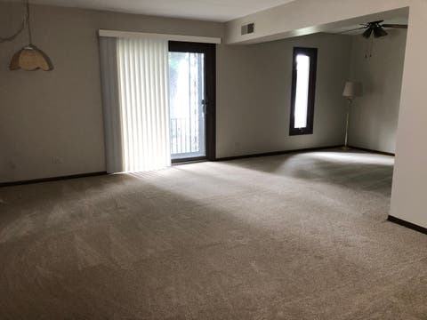 Tiny photo for 11277 S Roberts Road S #E, Palos Hills, IL 60465 (MLS # 12688086)