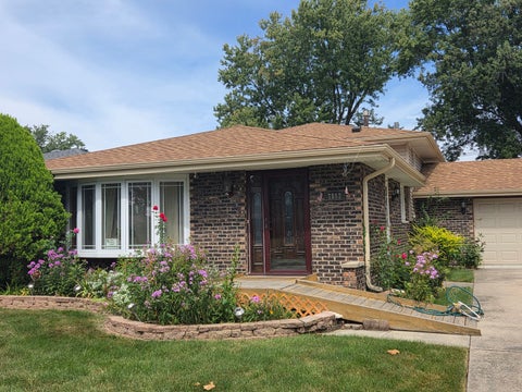 Tiny photo for 7842 W 101st Place, Palos Hills, IL 60465 (MLS # 12764731)
