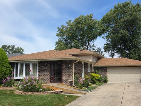 Photo of 7842 W 101st Place, Palos Hills, IL 60465 (MLS # 12764731)