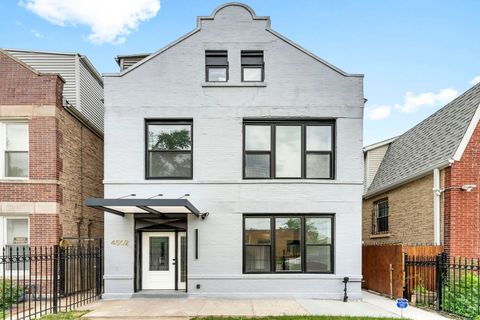 4502 W THOMAS Street Chicago IL 60651