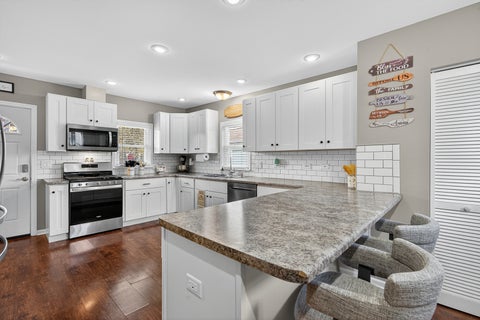 Tiny photo for 162 Park Street, Hampshire, IL 60140 (MLS # 12629975)