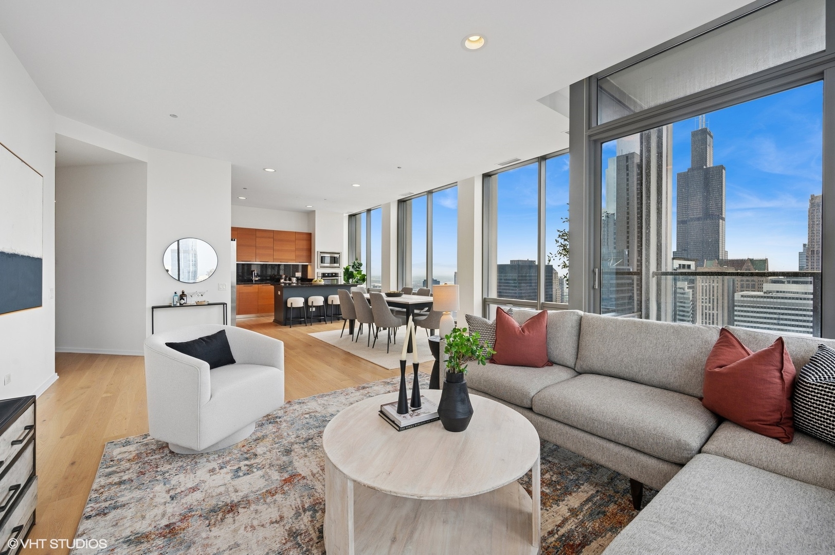 65 E Monroe Street 4623