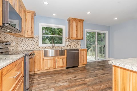 Tiny photo for 1010 S Jefferson Street, Batavia, IL 60510 (MLS # 12480540)