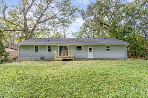 Tiny photo for 1010 S Jefferson Street, Batavia, IL 60510 (MLS # 12480540)