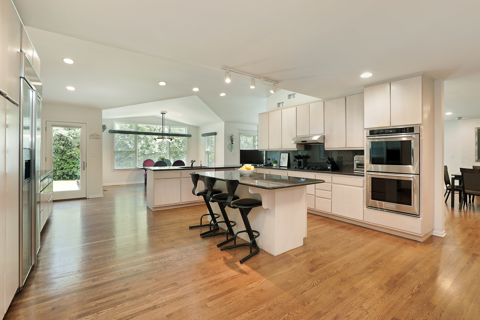 2814 Crimson Court