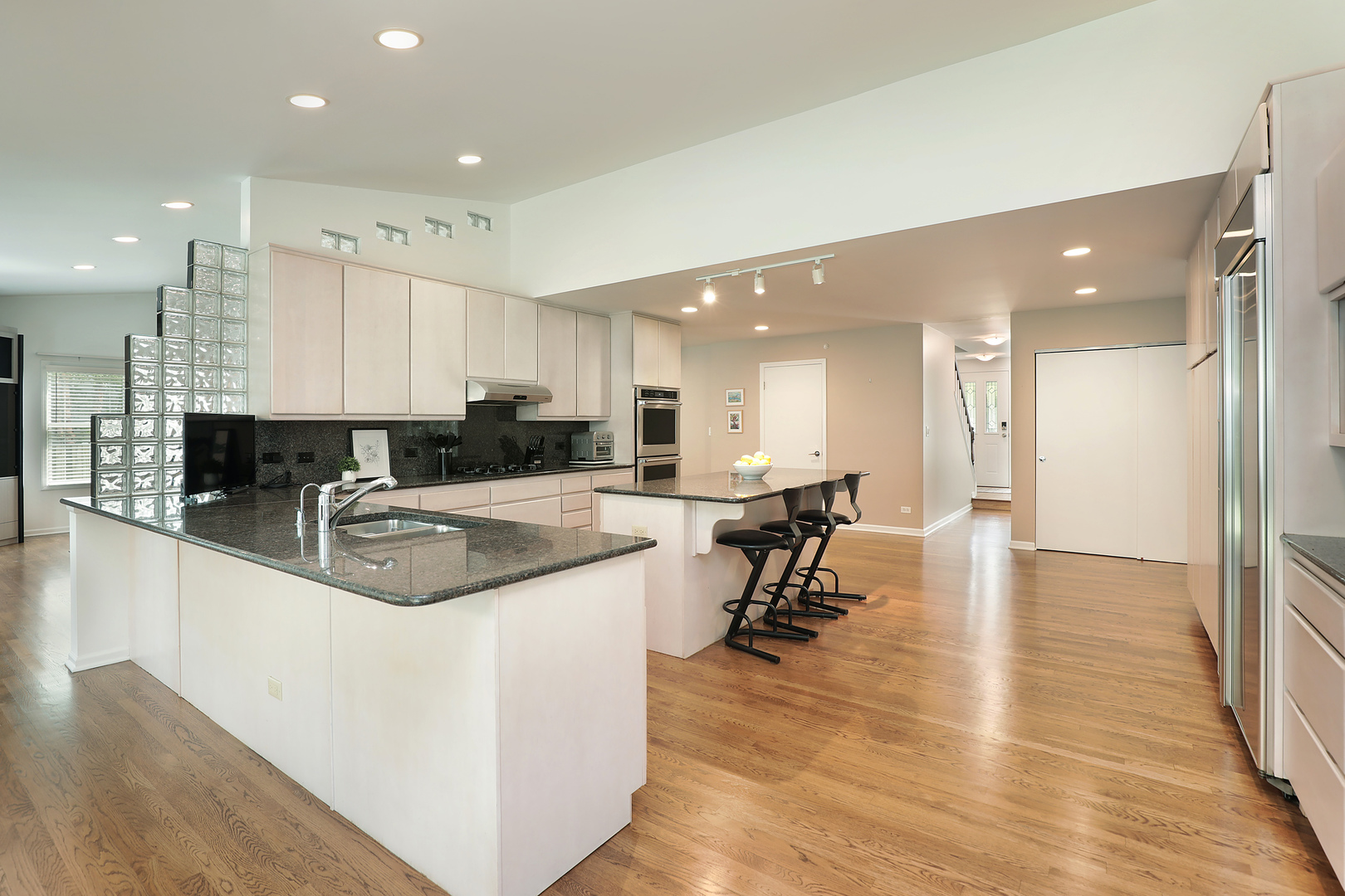 2814 Crimson Court