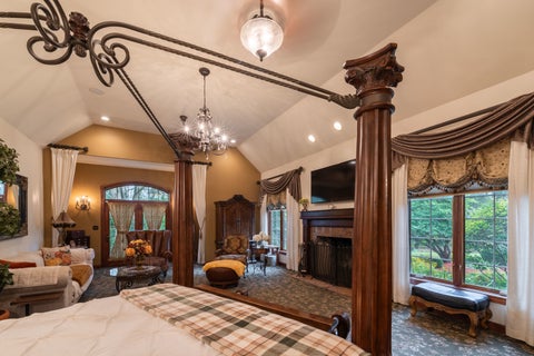 Tiny photo for 5 AUTUMN Trail, Barrington Hills, IL 60010 (MLS # 12755157)