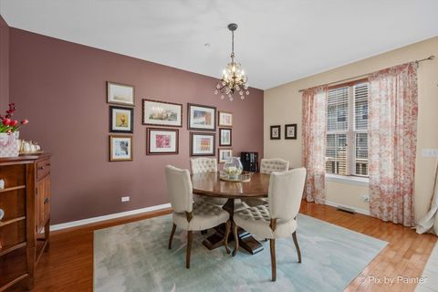 Tiny photo for 471 E Railroad Avenue, Bartlett, IL 60103 (MLS # 12687027)