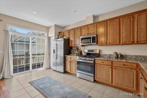 Tiny photo for 471 E Railroad Avenue, Bartlett, IL 60103 (MLS # 12687027)