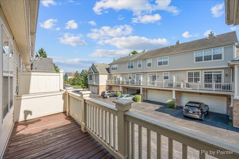 Tiny photo for 471 E Railroad Avenue, Bartlett, IL 60103 (MLS # 12687027)