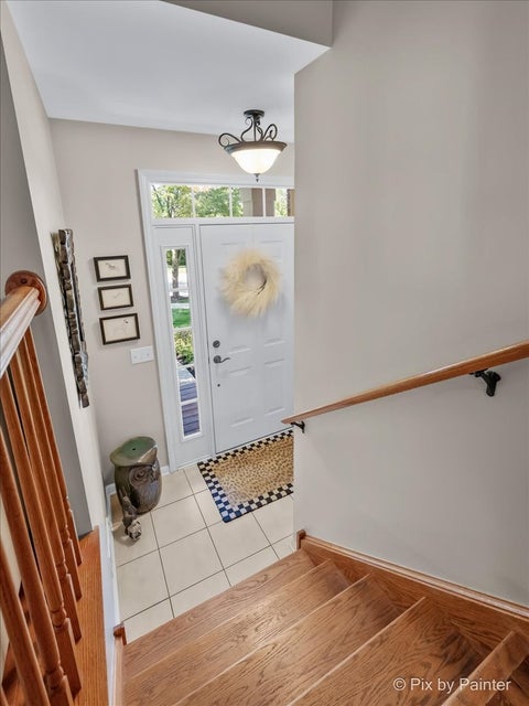 Tiny photo for 471 E Railroad Avenue, Bartlett, IL 60103 (MLS # 12687027)