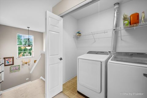 Tiny photo for 471 E Railroad Avenue, Bartlett, IL 60103 (MLS # 12687027)