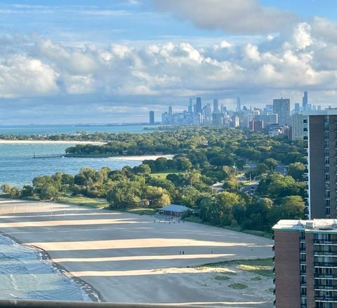 Tiny photo for 6007 N Sheridan Road #23G, Chicago, IL 60660 (MLS # 12566932)