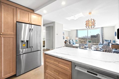 Tiny photo for 6007 N Sheridan Road #23G, Chicago, IL 60660 (MLS # 12566932)