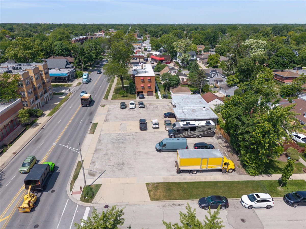 1030 W Touhy Avenue