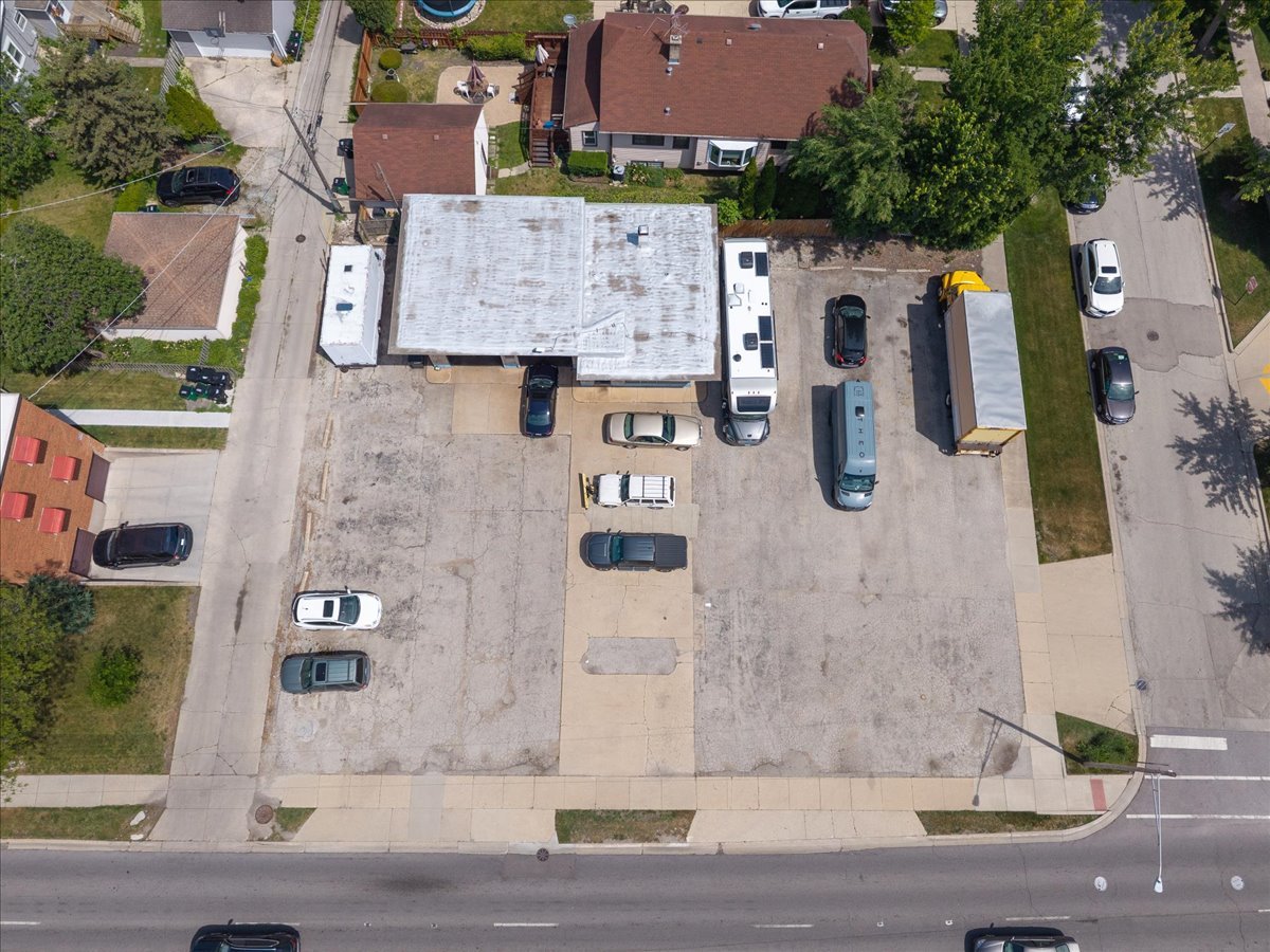 1030 W Touhy Avenue