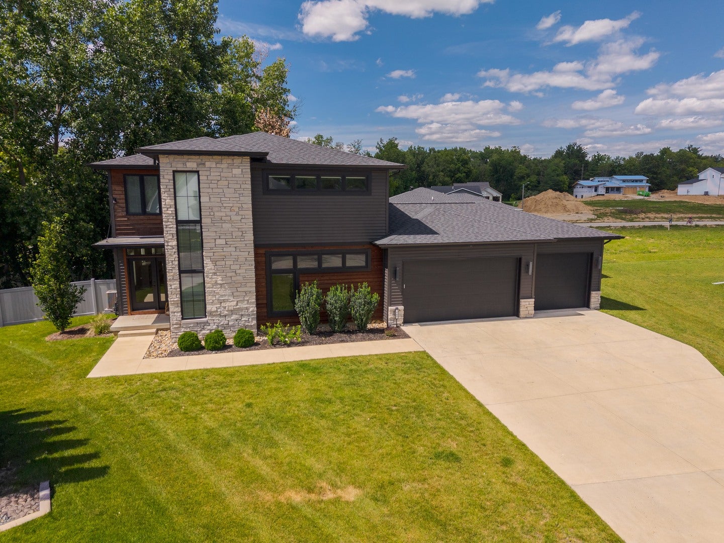 102 Raef Road