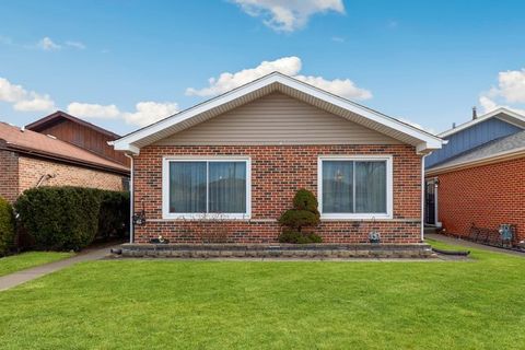 Photo of 453 Hoxie Avenue, Calumet City, IL 60409 (MLS # 12597346)