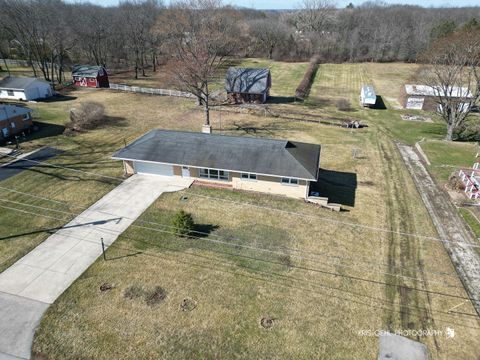 Tiny photo for 40798 N Forest View Road, Wadsworth, IL 60083 (MLS # 12591338)