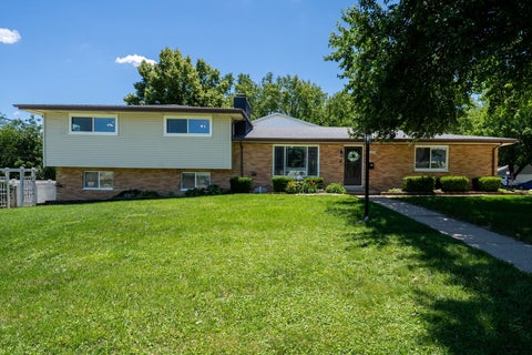 Photo of 1308 W Kenwick Lane, Peoria, IL 61614 (MLS # 12680837)