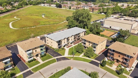 Tiny photo for 5746 106th Street #1D, Chicago Ridge, IL 60415 (MLS # 12741867)
