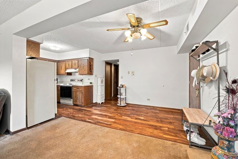 Tiny photo for 5746 106th Street #1D, Chicago Ridge, IL 60415 (MLS # 12741867)