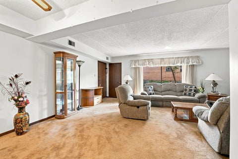 Tiny photo for 5746 106th Street #1D, Chicago Ridge, IL 60415 (MLS # 12741867)