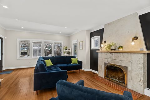 Tiny photo for 120 S Stone Avenue, La Grange, IL 60525 (MLS # 12555875)