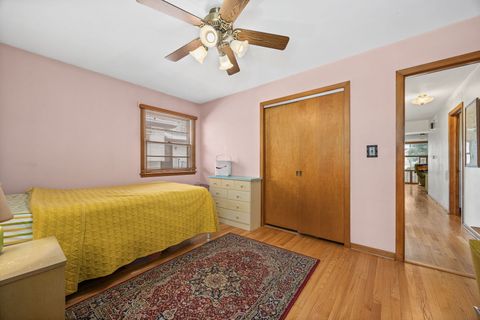 Tiny photo for 140 N Main Street, Lombard, IL 60148 (MLS # 12587590)