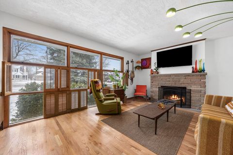 Tiny photo for 140 N Main Street, Lombard, IL 60148 (MLS # 12587590)