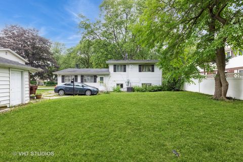 Tiny photo for 305 Jackson Street, Park Forest, IL 60466 (MLS # 12495107)