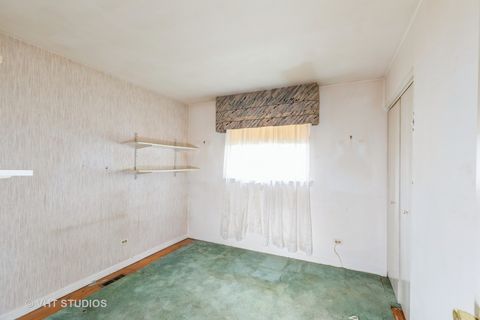 Tiny photo for 305 Jackson Street, Park Forest, IL 60466 (MLS # 12495107)