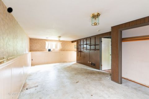 Tiny photo for 305 Jackson Street, Park Forest, IL 60466 (MLS # 12495107)