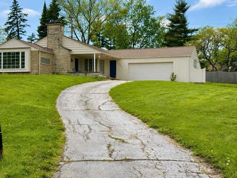 Photo of 1501 Sugar Valley Lane, Joliet, IL 60433 (MLS # 12641858)