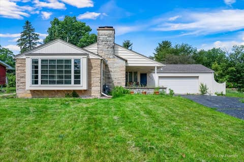 Photo of 1501 Sugar Valley Lane, Joliet, IL 60433 (MLS # 12641858)